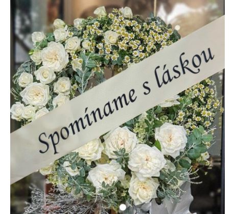 Stuha smútočná SPOMÍNAME S LÁSKOU krémová s čiernym písmom 5 cm / 170 cm